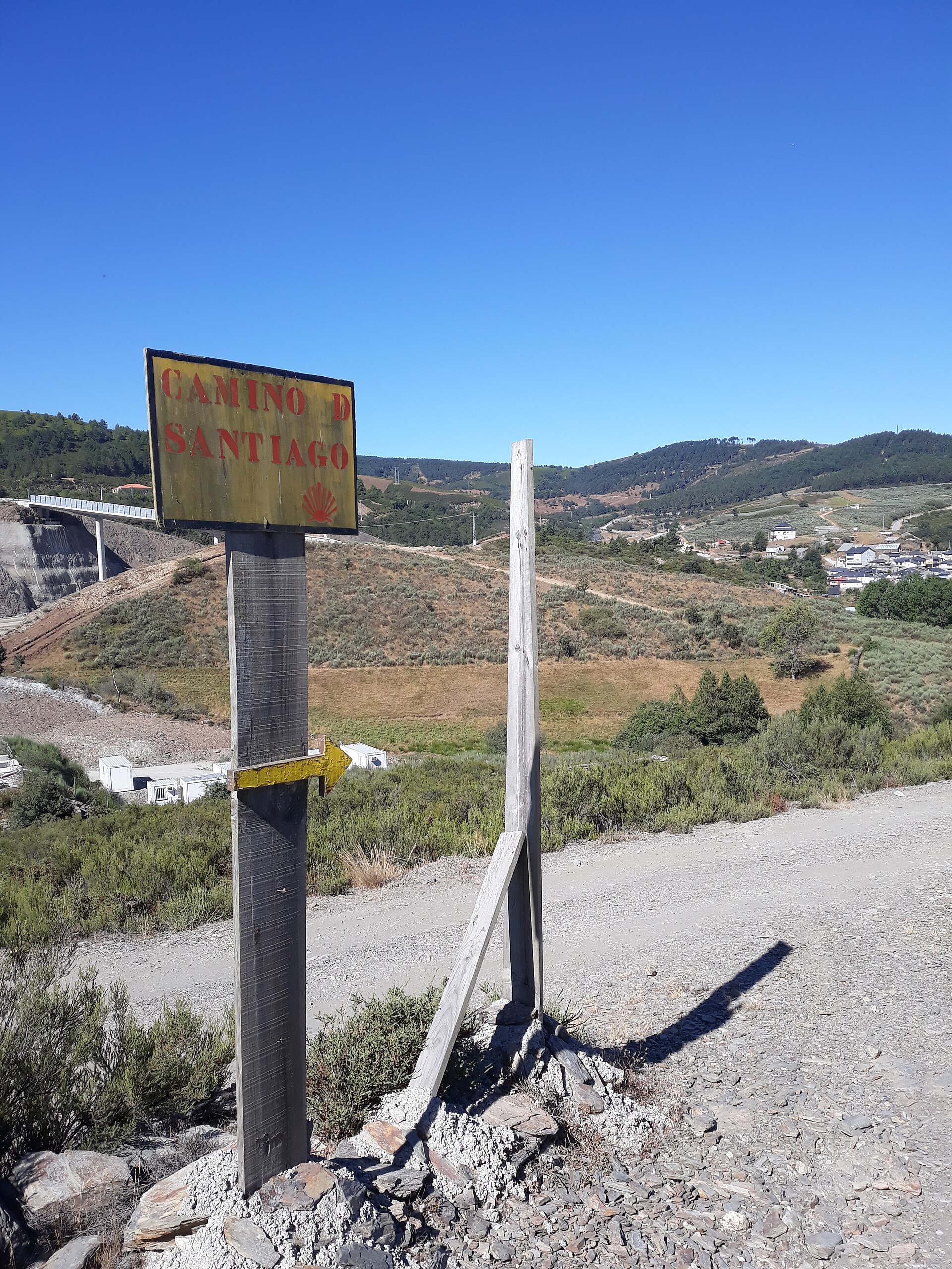 A quiet walking path on the Camino de Santiago in Galicia