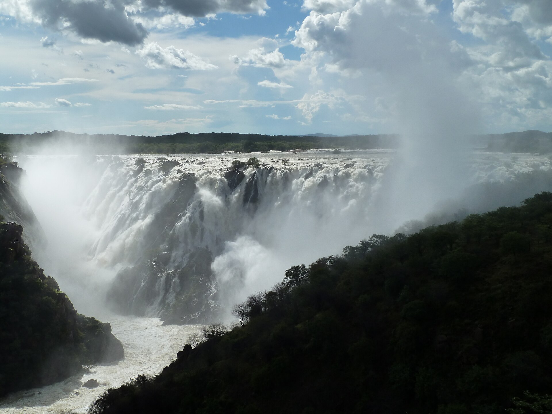 Ruacana Falls carrying high water on the Kunene River