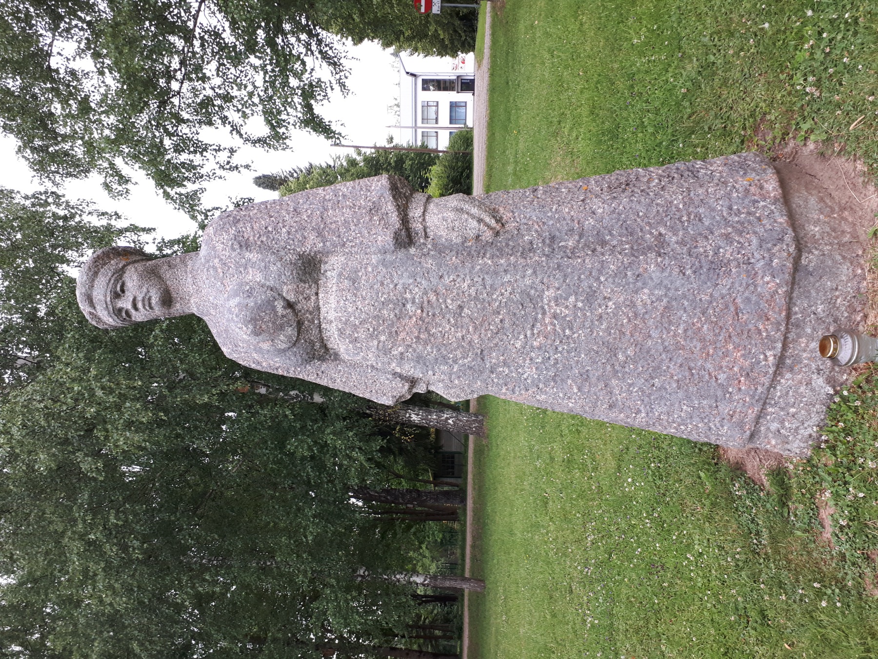 Hilana Taarka monument in Obinitsa village, Setomaa