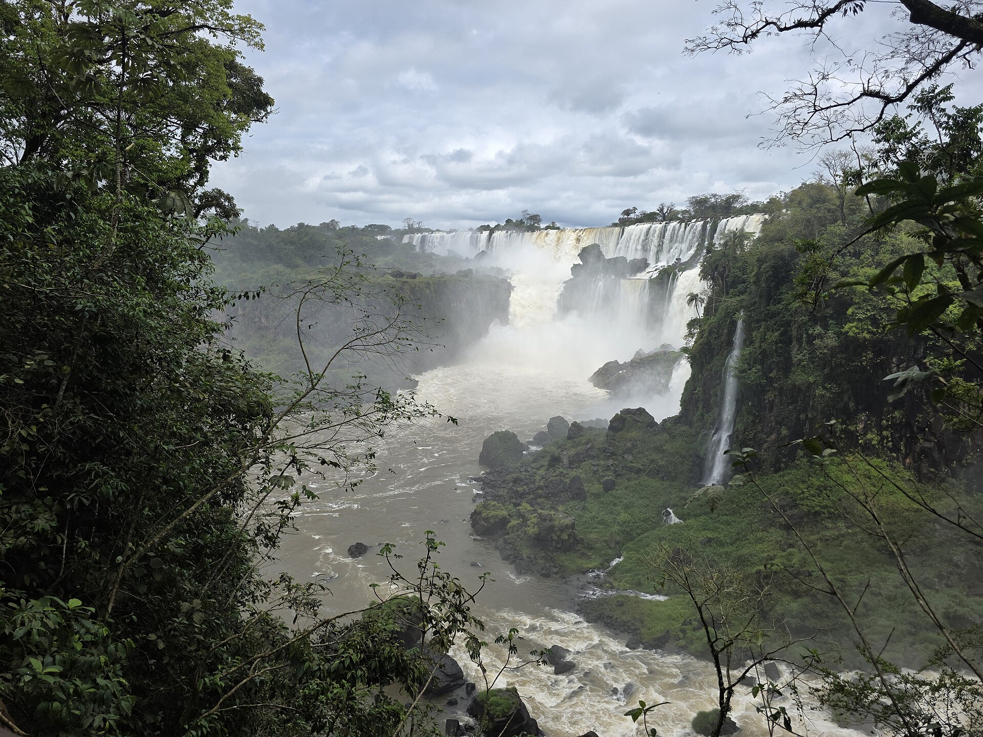Iguazú Falls dropping through subtropical forest